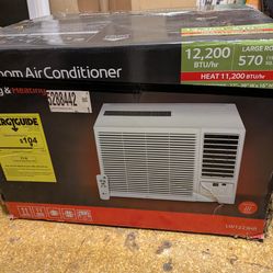 LG 12,200 btu WiFi  AC  wv/ heat