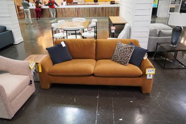 Kuka Sofa