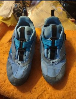 Rare Collectible Nike Air Max 720s