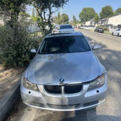 BMW 330i 
