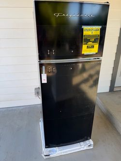 Frigidaire refigerator