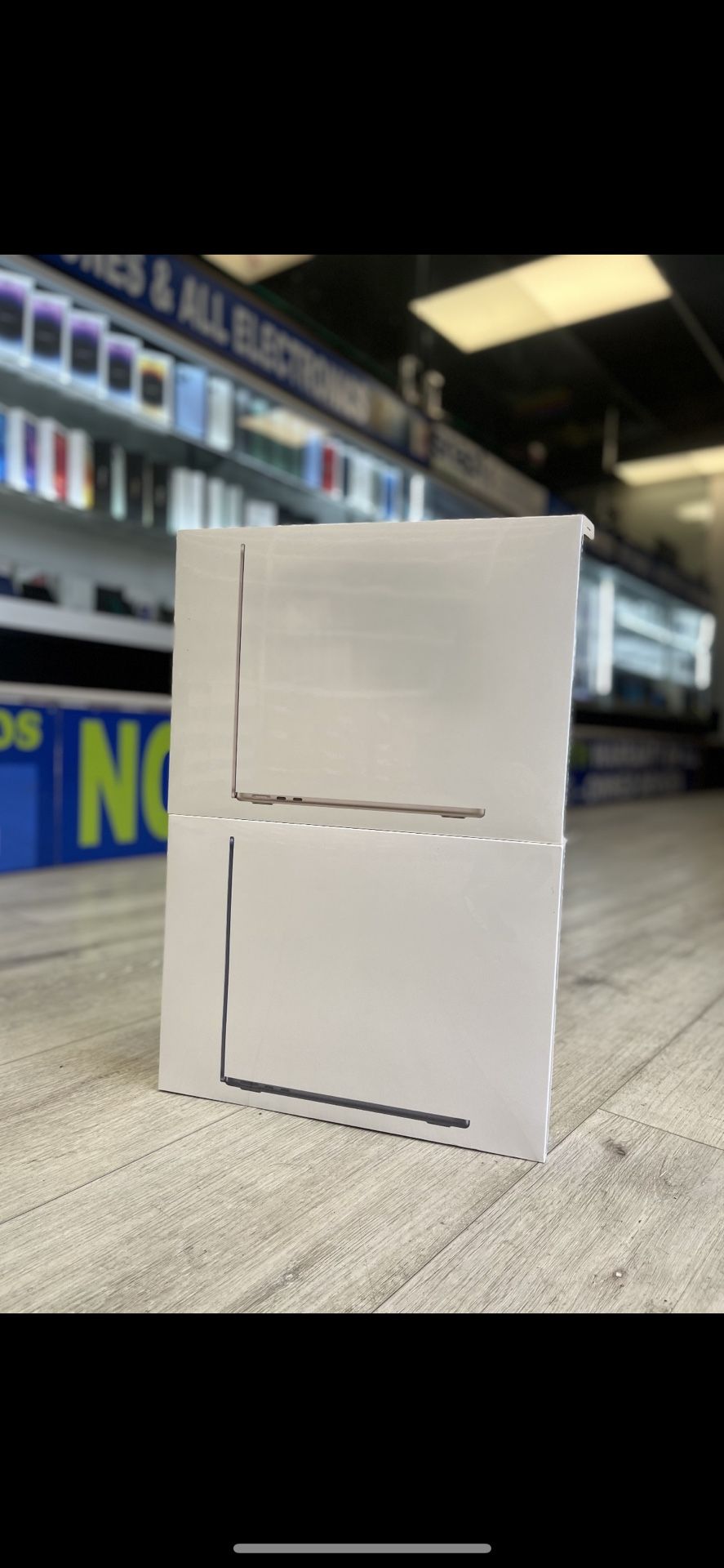 MacBook Air M2 Chip (New)