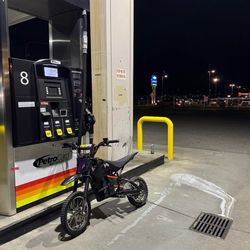 Modded 72 volt razor mx650 (cash only)