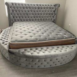 Round Bed - Luxurious Grey Tufted Platform Bed w/ Storage Bench