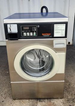 Refurbished Speed Queen SFNLCFSG111T01 Commercial Front Load Washer – 21.5 lb Capacity