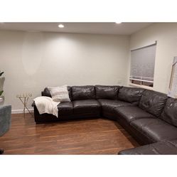 Sectional Couch  Leather 