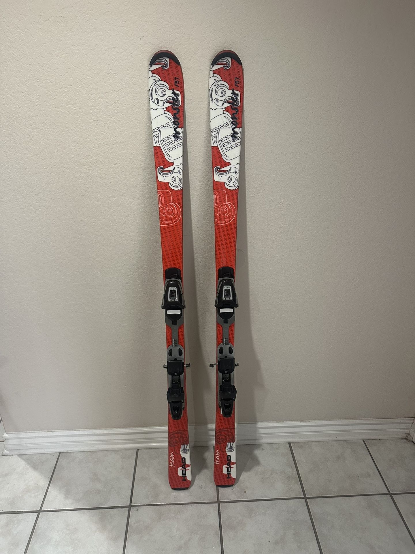 Women’s Skis ( Head 157)