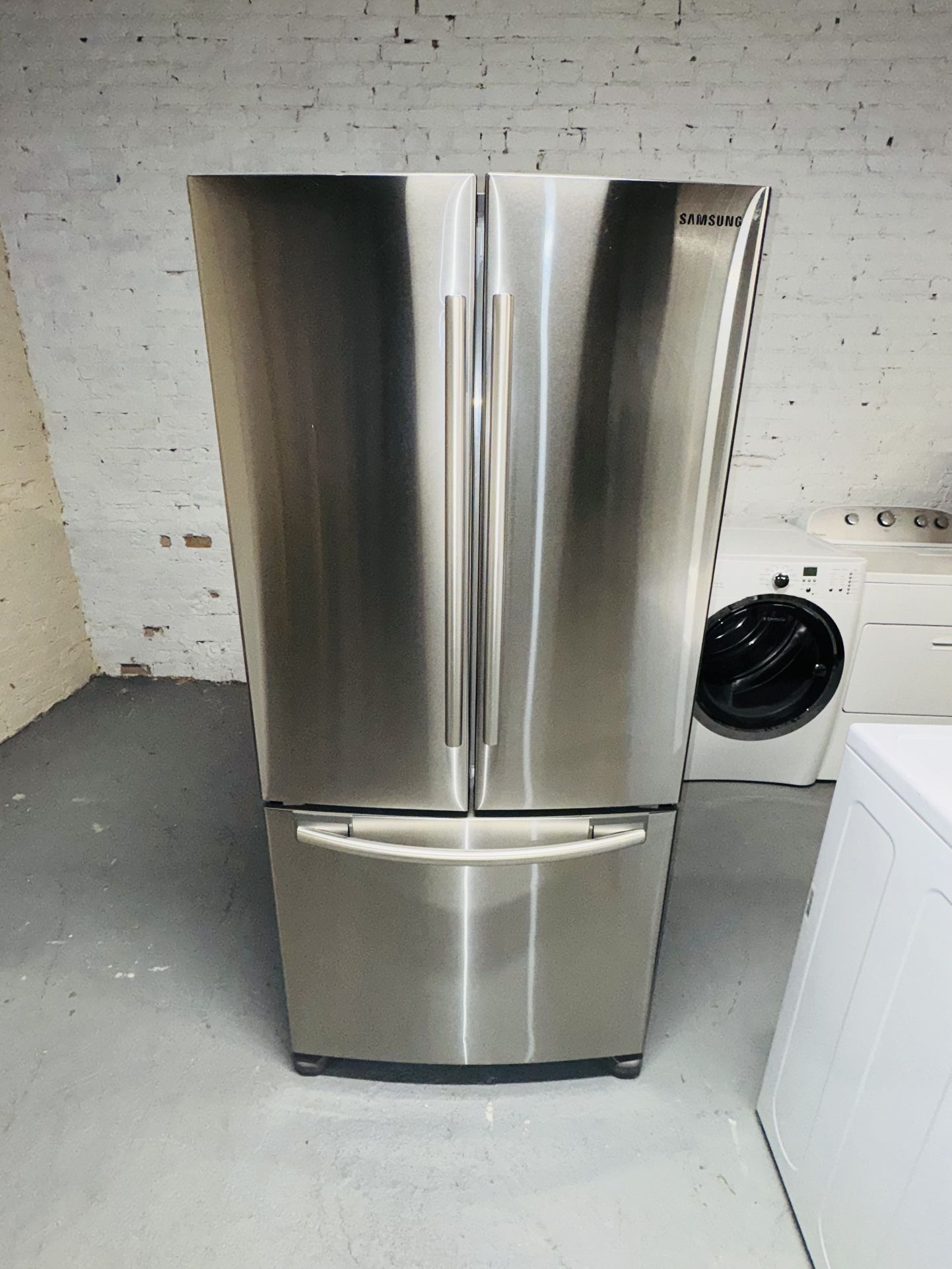 Samsung refrigerator stainless steel 32x69x27 one receipt for 60 days warranty
