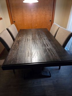 Dinning table and 8 chairs