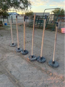 Portable panels. Pole bending poles with bases.