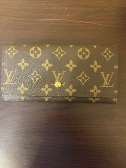 Louis Vuitton Long Women’s Wallet