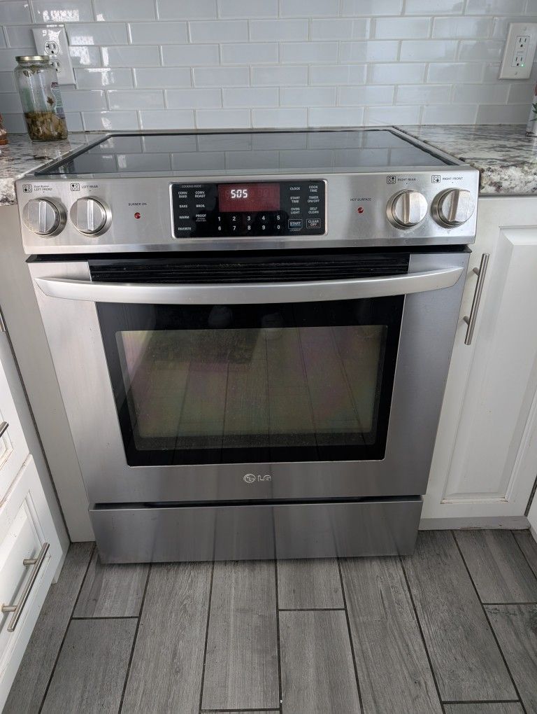 LG Electric Oven 