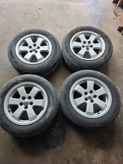 New Set of 4 Goodyear Reliant All-Season 185/65R15 Tires on Toyota Rims 2004-2009