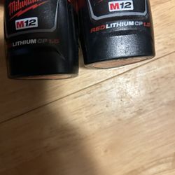Milwaukee 1.5 M12 Batteries 