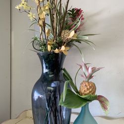 Vase with flowers