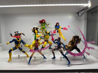 Mafex Marvel X-men lot and CT toys