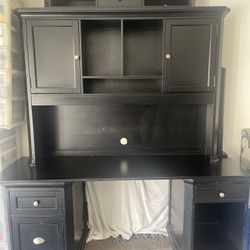 Black L shaped desk