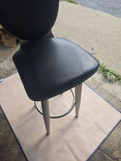 Heavy Metal high stool