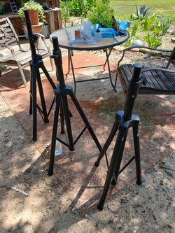 Peavey Stage Speaker Holder