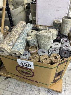 Assorted Runner Rugs – Mixed Colors