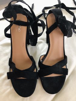 Mossimo tie up heels