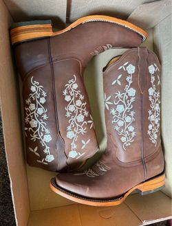 Womens Boots