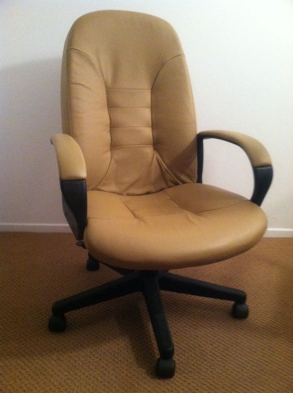 Leather Office Chair - Fabrique Par