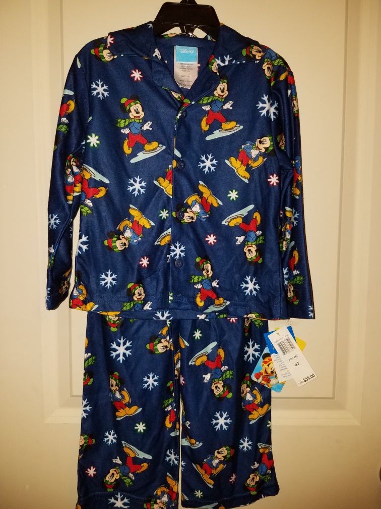 Mickey Mouse 2 PC sleepwear size 4T