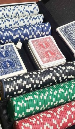 Poker Chip/Card Set (Used)
