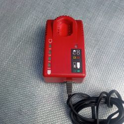 Snap-on  CTC772.  Lithium Charger 