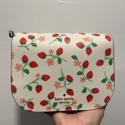 Kate spade Madison strawberry saddle bag