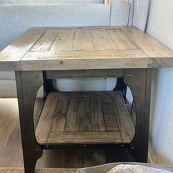 Couch/end/coffee Table 