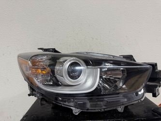 MAZDA CX5 RIGHT HEADLIGHT 2015