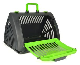 Brand NEW - COLLAPSIBLE Plastic PET Carrier