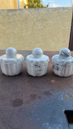 Canister