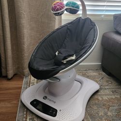 4moms. mamaRoo Multi-Motion Baby Swing Smart Connectivity 