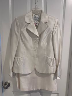Le Suit Women's Ivory Skirt Suit Set