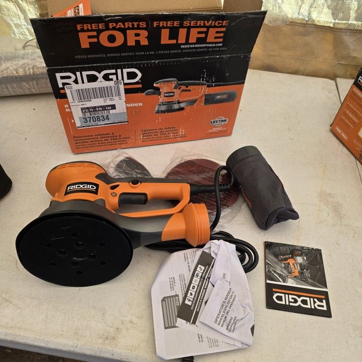 Ridgid 4 Amp Corded 6 in. Variable-Speed Dual Random Orbital Sander with AIRGUARD Technology
