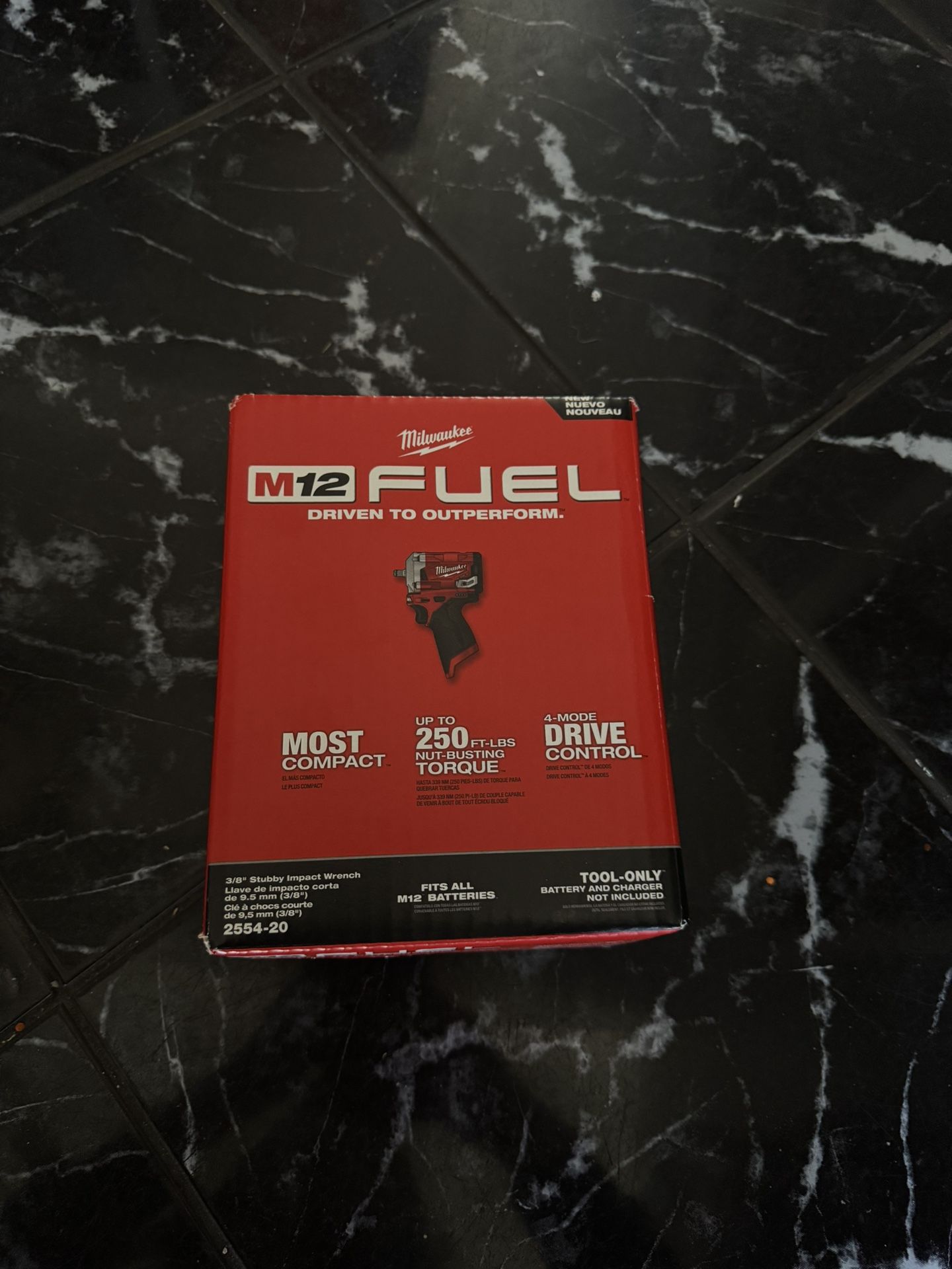 Milwaukee 3/8” Stubby Impact Wrench 