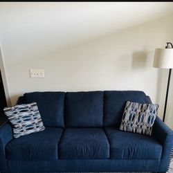 Ashley’s Pull Out Couch 