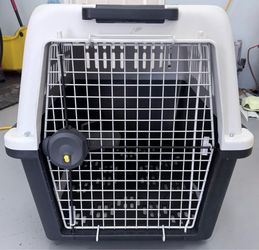 pet carrier
