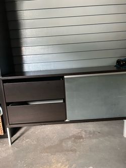 Black tv stand