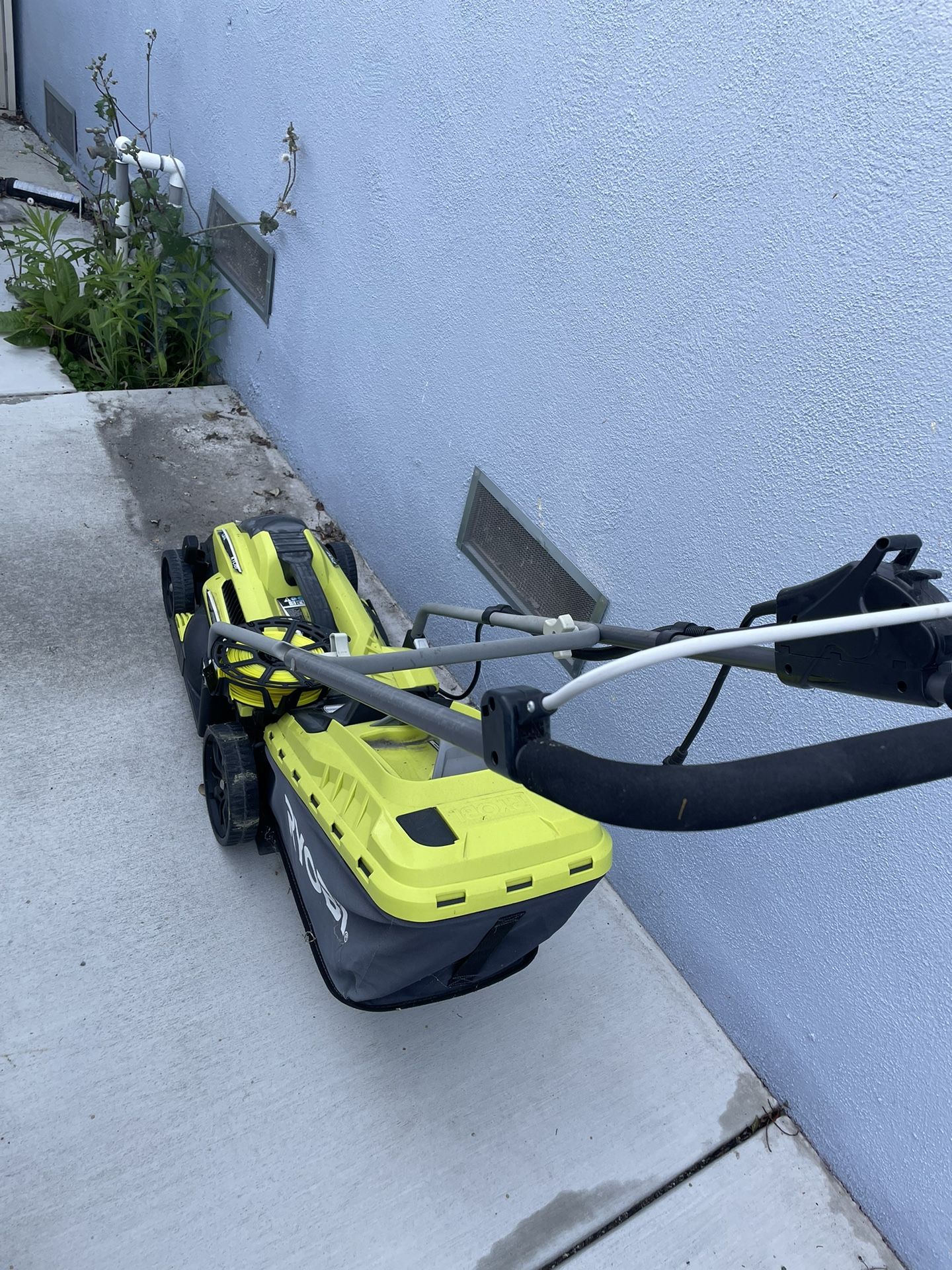 Ryobi Lawn Mower for Sale in Torrance, CA OfferUp