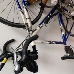 Trek 1000 Road Bike