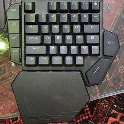 Redragon DITI K585 Pro Wireless One-Handed Gaming Keyboard