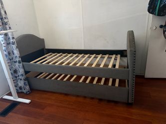 Twin bed