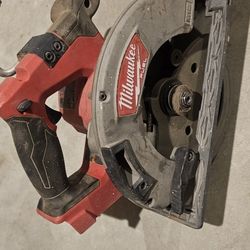 MILWAUKEE SAW (LEFT HANDED)