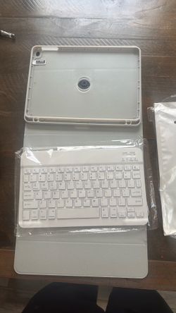 iPad case with keyboard