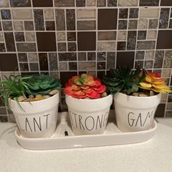 Home Decor  Rae Dunn 