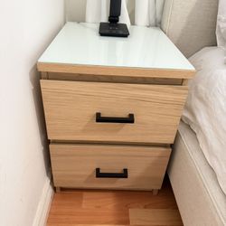 IKEA Nightstands – Set of 2 – Great Condition